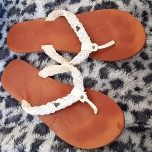 Roxy leather white Sandals flip Flops women size 10 like new